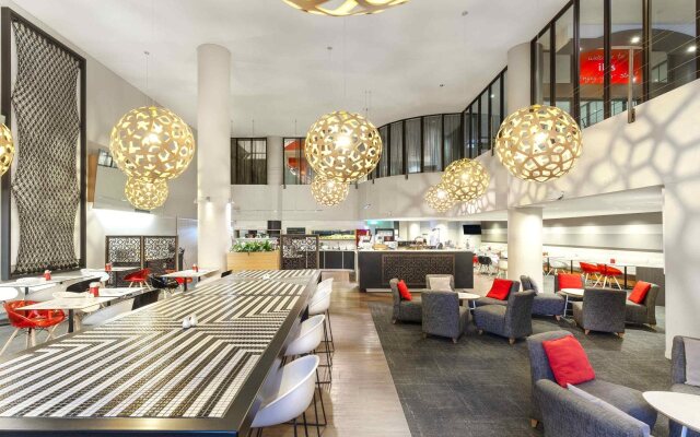 ibis Melbourne Hotel and Apartments