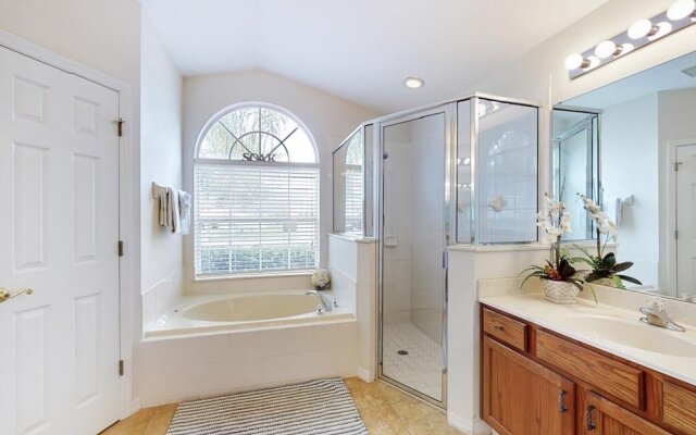 Anthea's Orange Tree 4 Bedroom Home