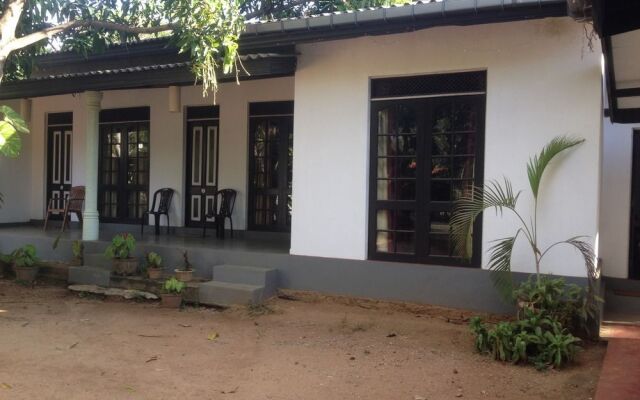 Backpacker.Lk Hostel Habarana