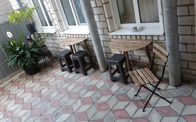 Guest House on Shevchenko 246A