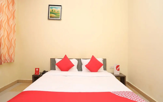 Oyo 24097 Hotel Gangotri