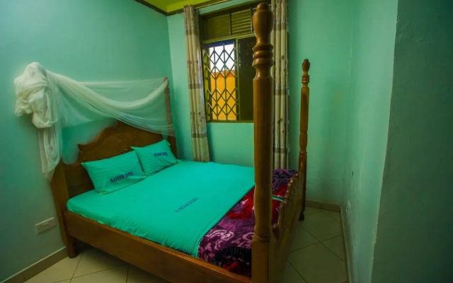 Kajosh Hotel
