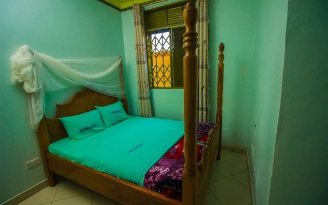 Kajosh Hotel