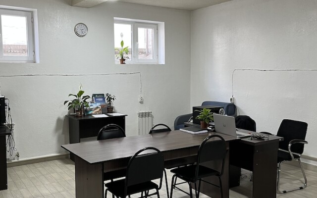 Nomad Inn Guest House