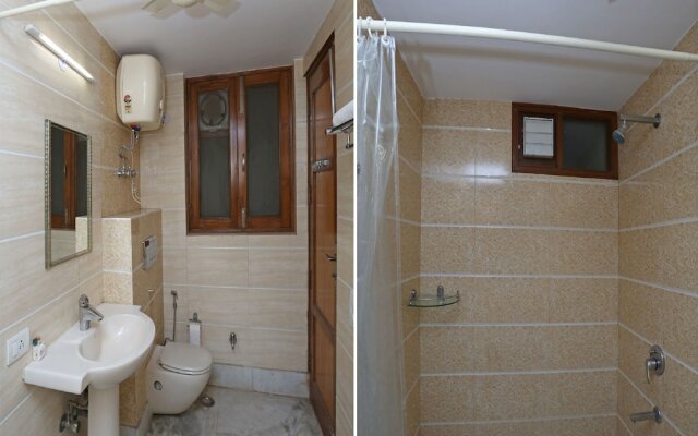 OYO 14445 Cyber Inn