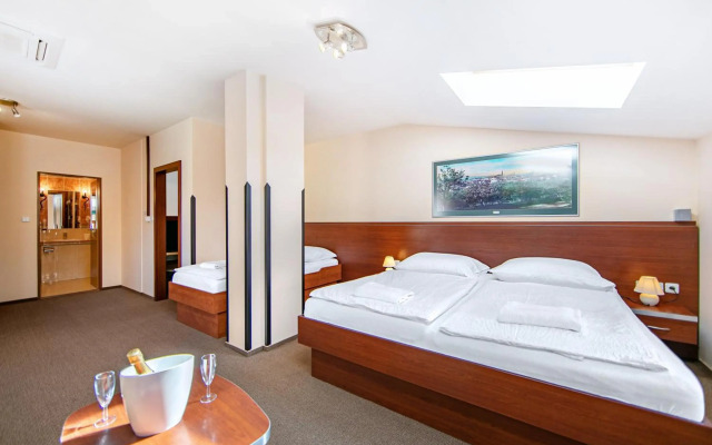 Hotel Palace