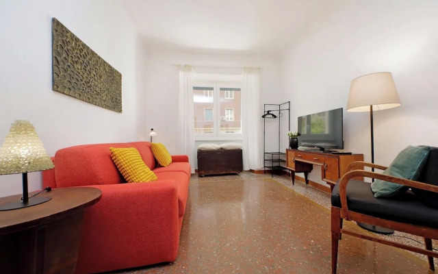 YCH Riboty house al Vaticano