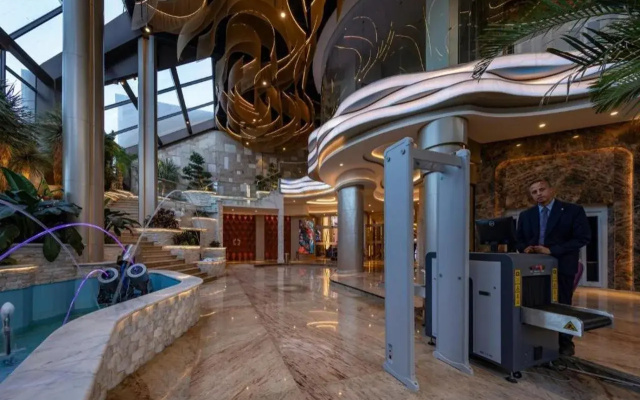 Crowne Plaza Alexandria Mirage by IHG