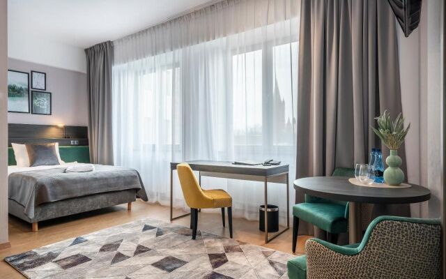 Green Hotel