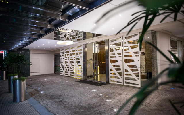 Howard Johnson Plaza by Wyndham Buenos Aires