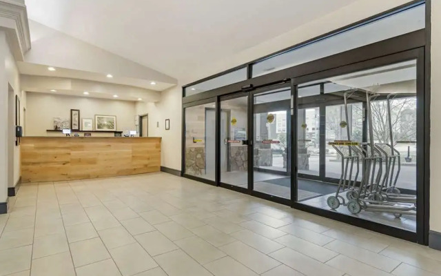 Country Inn & Suites by Radisson, Atlanta Galleria/Ballpark, GA