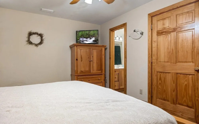 Poplar Point Condo Unit 12E - Three Bedroom Condo