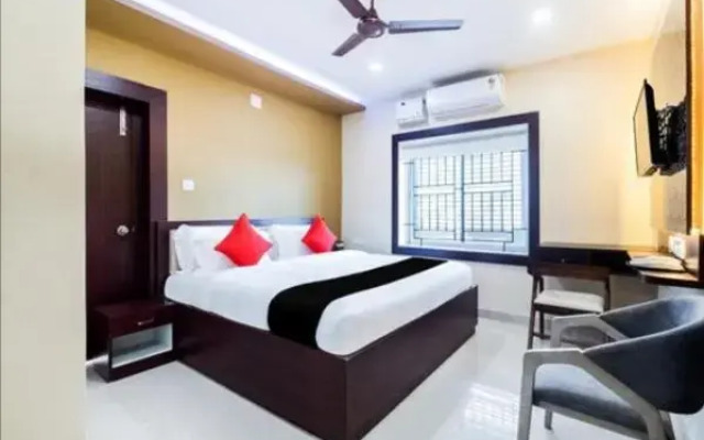 107 Not Out by OYO Rooms