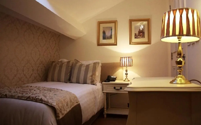 The Georgian Town House Hotel