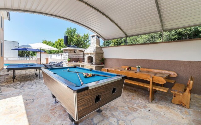 Beautiful Home in Betiga With Wifi and 4 Bedrooms