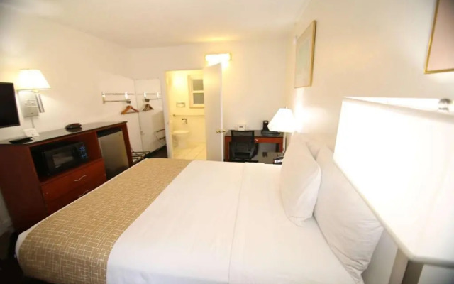 Travelodge Burbank-Glendale