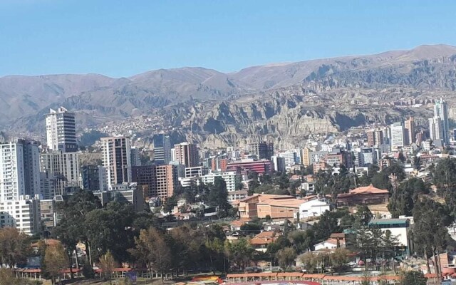 Madre Nuestra