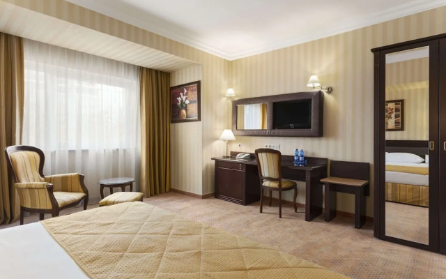 Ramada Hotel and Suites Bucharest North