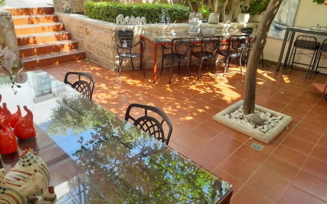 Calergi 11-superior Design 2 Bdr Maisonette. Beaches-sunsets-mindful Experiences