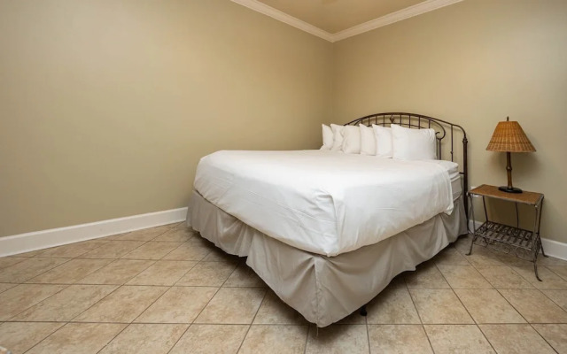 Phoenix Ix 903 2 Bedroom Condo