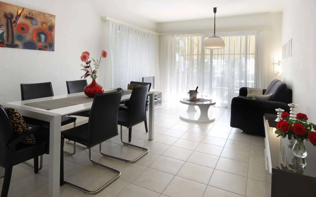 Aparthotel al Lago
