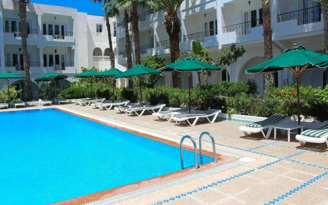 Hotel Emira