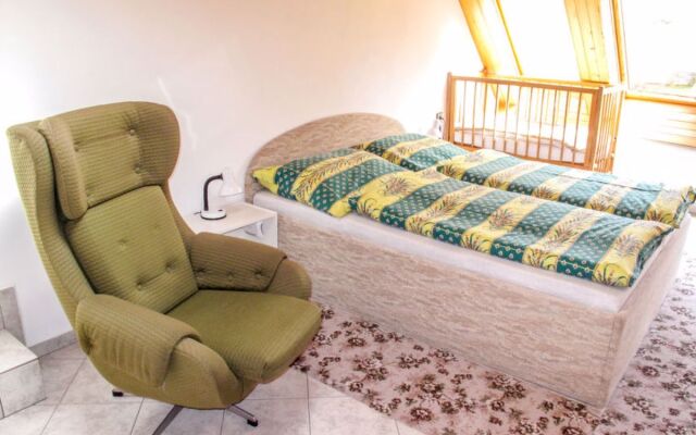 HOUSE JESENNý TANVALD