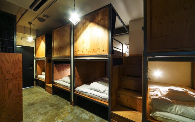 Wise Owl Hostels Tokyo