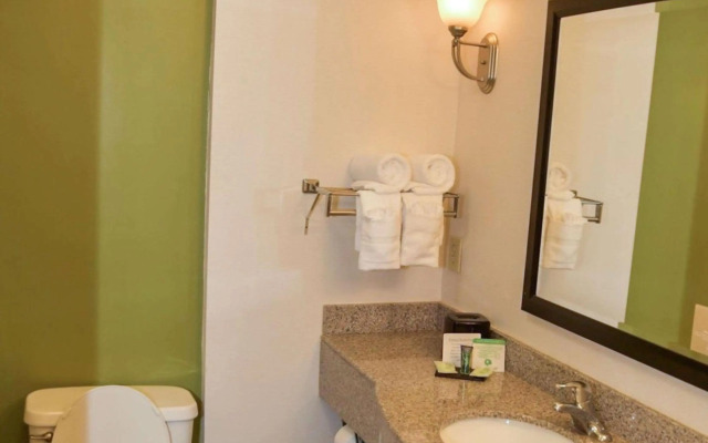 Sleep Inn & Suites Laurel near Fort Meade