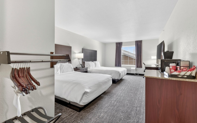 Cobblestone Hotel & Suites - Eaton