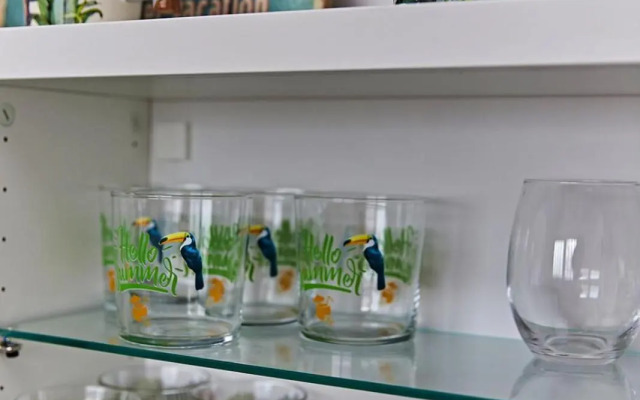 Parrot's House- Yumbo center