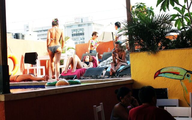 Rua Hostels Santa Marta