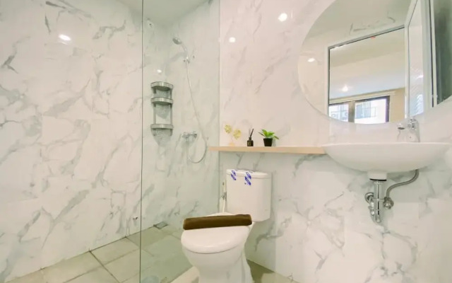 Modern Look 2Br Apartment At Anwa Residence