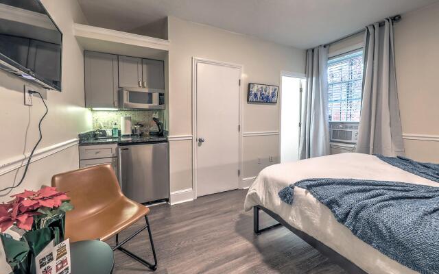 Great Value South End Studio!