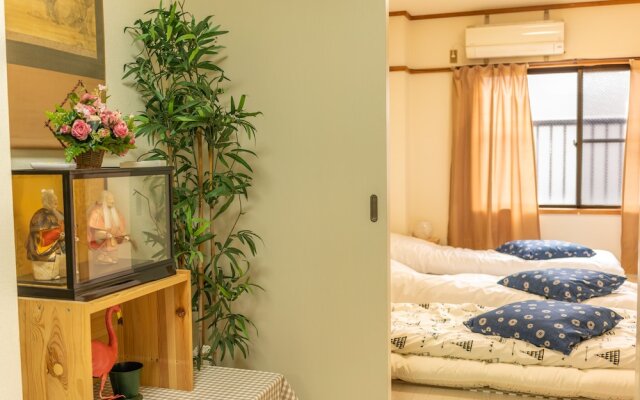 Sunrise House Osaka Castle ZD