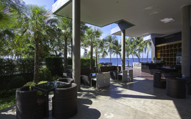Kalm Bangsaen Hotel