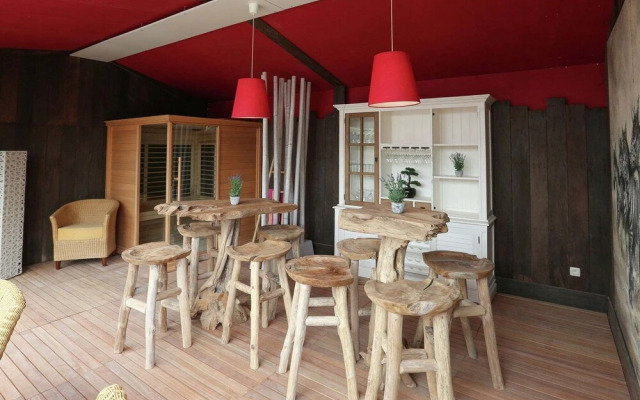 Splendid Villa in Middelkerke with Sauna, Hot Tub, Terrace