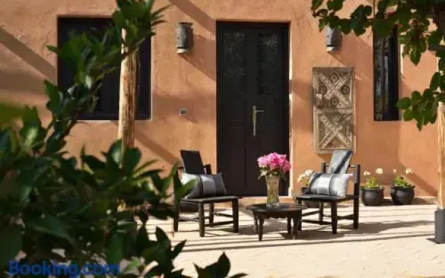 Villa Dinari