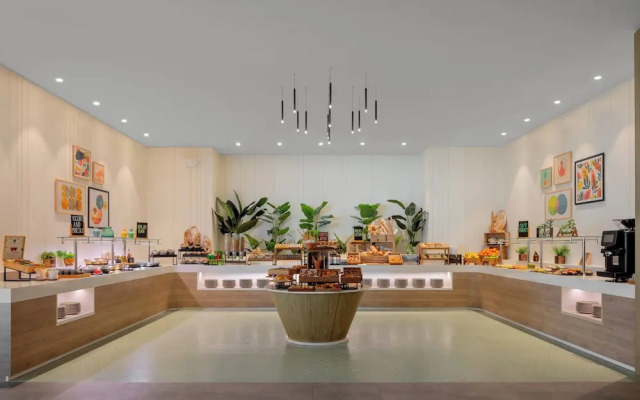 Staybridge Suites Dubai Business Bay by IHG
