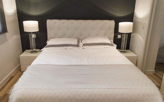 Moderno diseño Madrid centro Sol 1