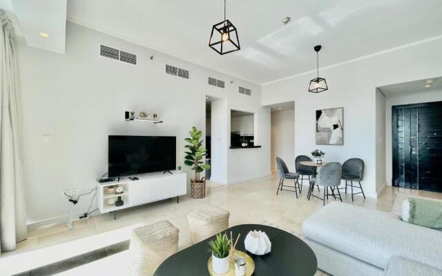 Stunning Marina View with Balcony - Airbetter