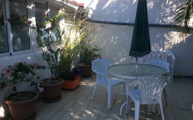 House With 3 Bedrooms in Sainte-clotilde, With Wonderful sea View, Fur in Saint-Denis, France from 153$, photos, reviews - zenhotels.com