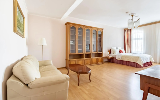 Апартаменты на набережной реки Фонтанки 52