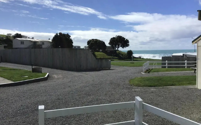 Castlepoint Holiday Park And Motel Accommodation