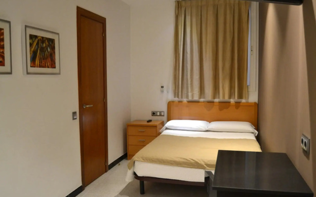 Hostal Apolo