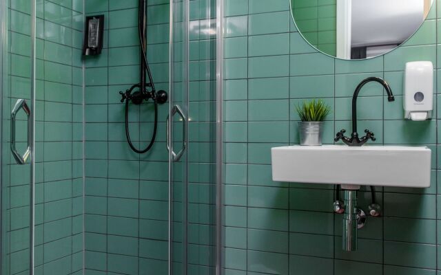 Swanky Mint hostel