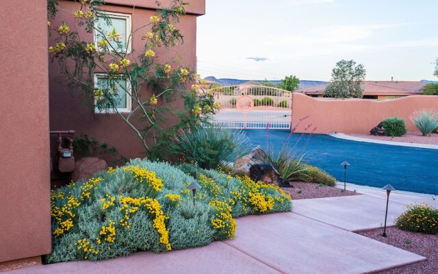 Lava Falls at Entrada Vacation Rentals