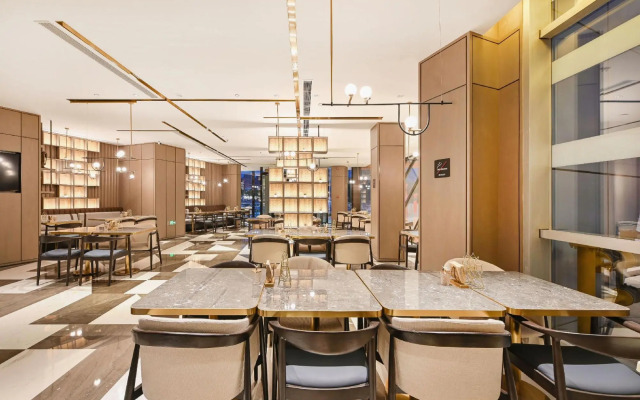 Atour The Tianjin Eye Hotel