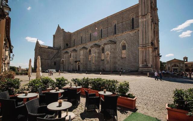 Duomo Luxury Apartment Orvieto