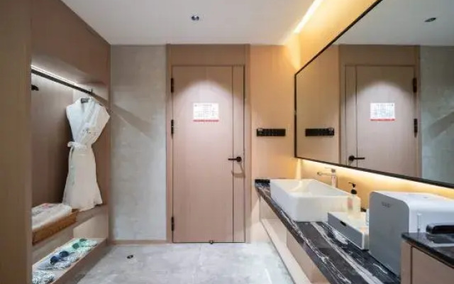 Chuxiong Xike Hotel (Yiren Ancient Town)